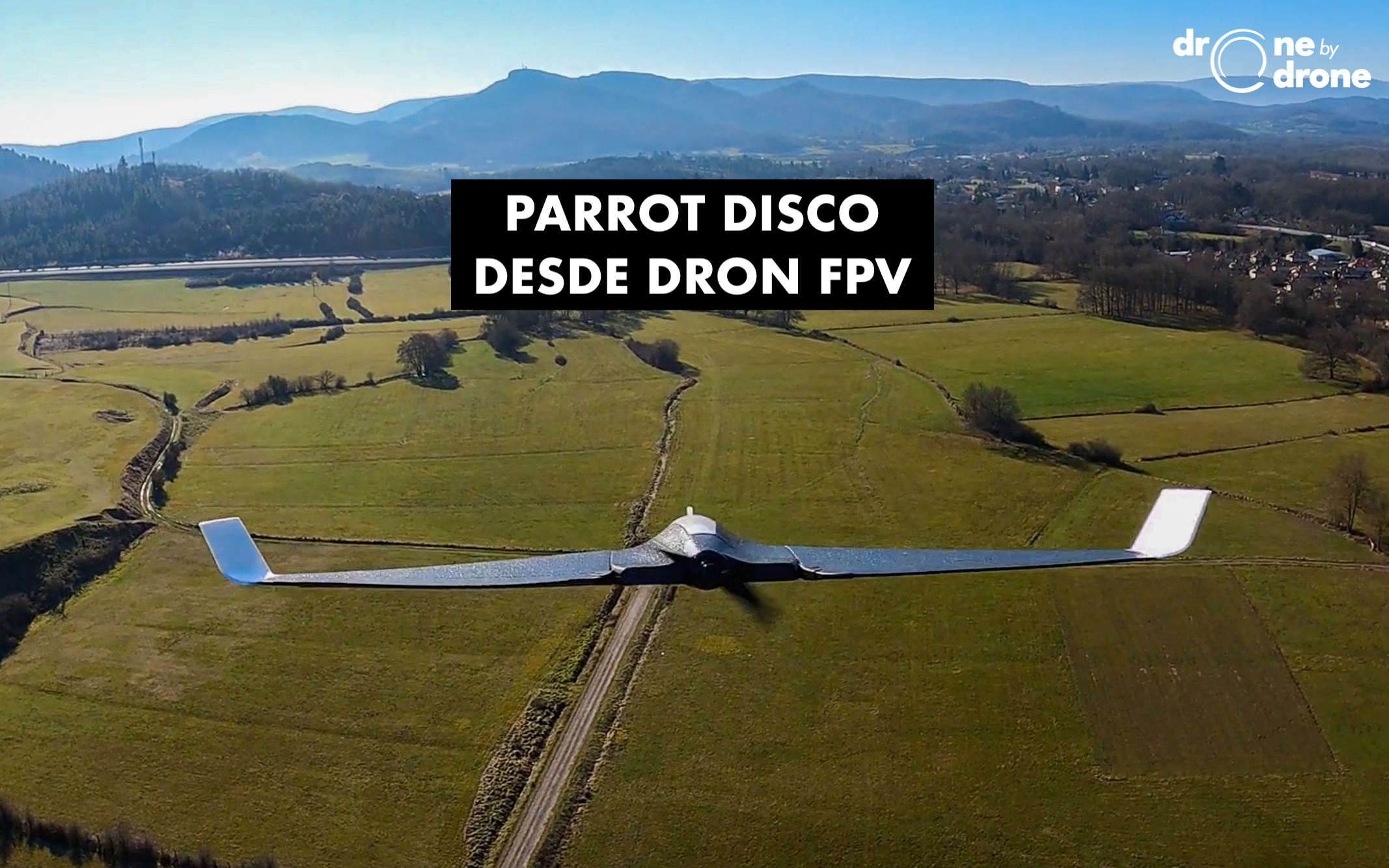 elskerinde strand pille Video of FPV drone following Parrot Disco
